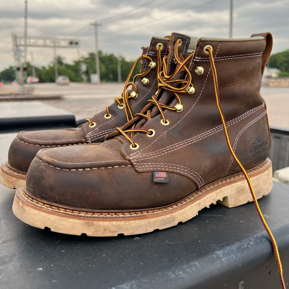 11.5EE steel toe Thorogood boots.